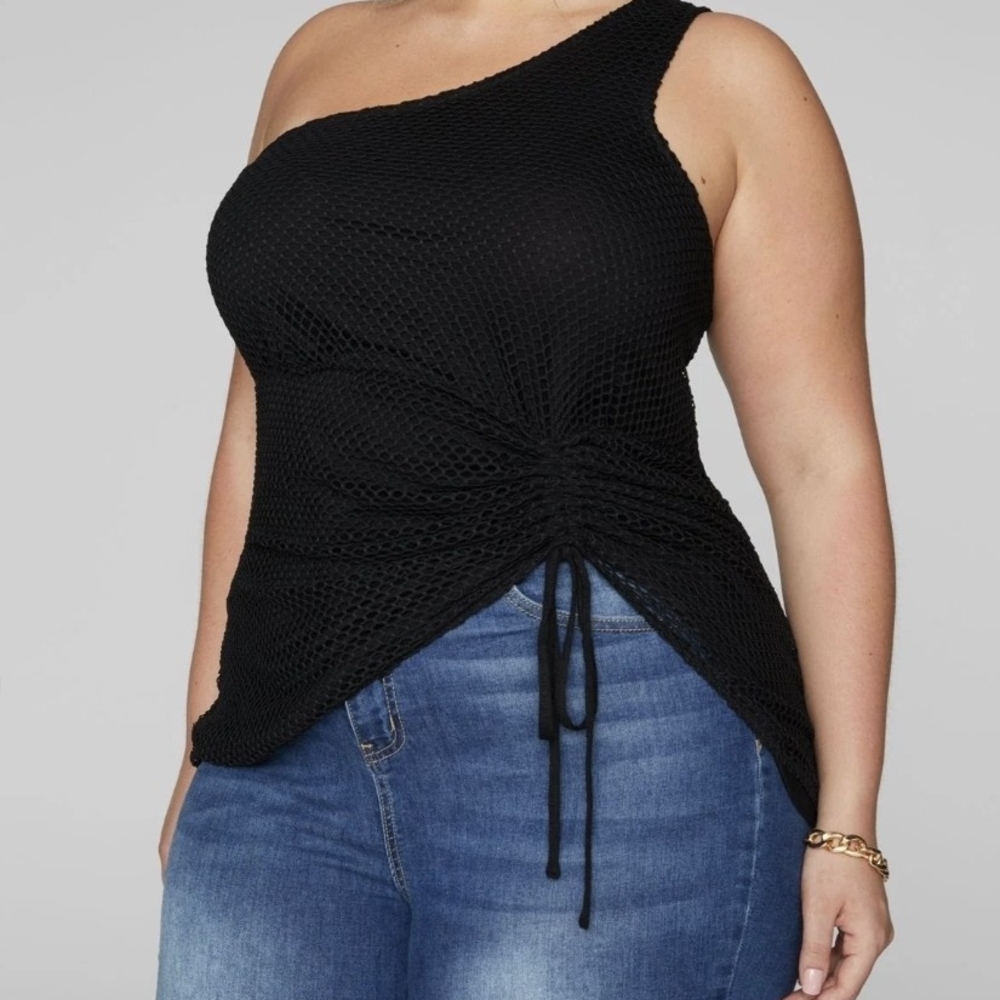 Fashion to Figure Black Asymmetrical Ruched Tank Top - Picture 5 of 8